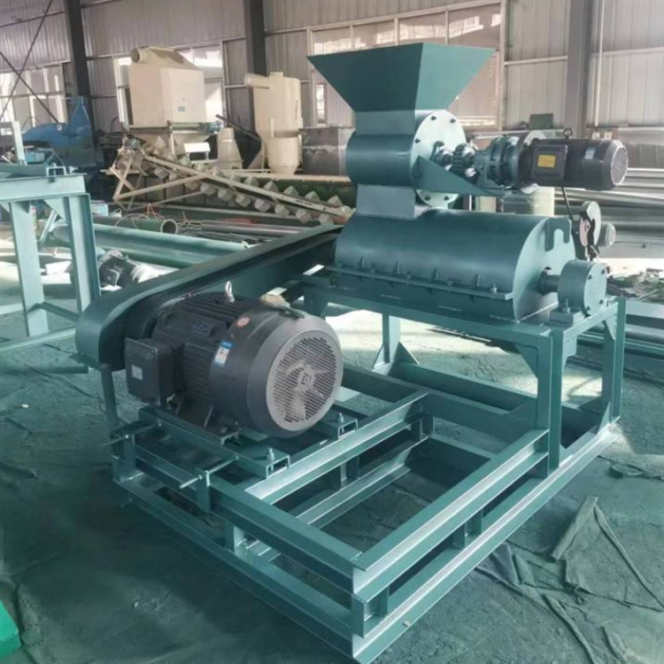 半湿粘性红枣粉碎机 发酵玉米稻壳酒糟研磨机 蘑菇菌渣打粉