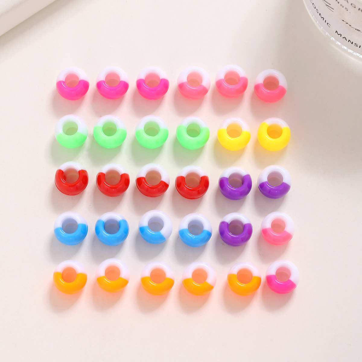 Accesorios trenzados para el cabello trenza sucia acrílico agujero grande cuentas de plástico de color cuentas redondas 1,2 cm cuentas sueltas joyas de DIY accesorios para el cabello