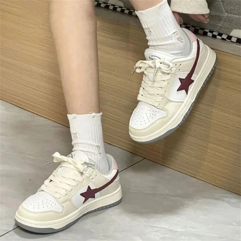 Star Sneakers for Women 2024 Autum Popular Women's Shoes American Retro White Shoes Students Thick-Soled Sports and Casual Shoes
