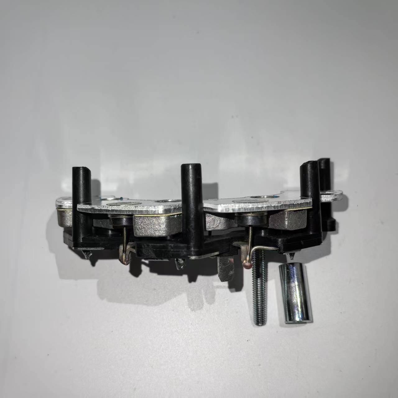Shuangqiao 2707 Diode Rectifier Bridge Car Generator Rectifier Suitable for Dongfeng Warrior 2707 Tianlong High Efficiency