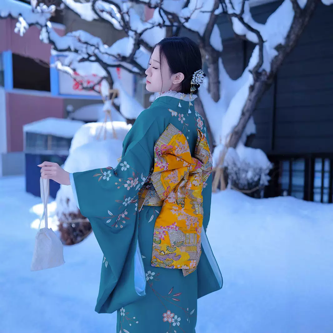 改良便穿版日本和服女款绿色礼服和装和风拍照旅游摄影