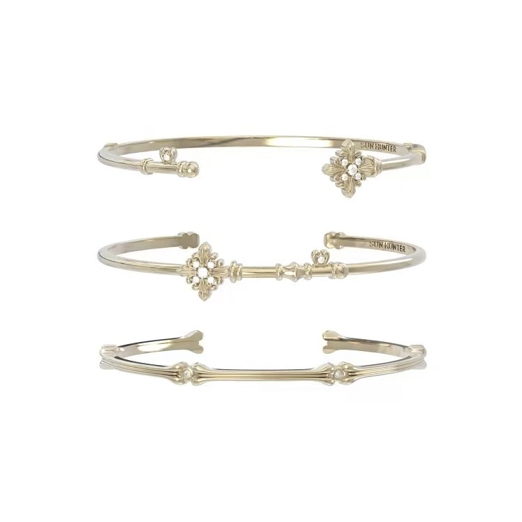 Three Horizontal Lines Jewelry's Same Style "Iris Key" Titanium Gold Key Bracelet, Light Luxury High-End Bracelet with a French Vintage Feel Three Horizontal Lines Jewelry's Same Style "Iris Key" Titanium Gold Key Bracelet, Light Luxury High-End Bracelet with a French Vintage Feel