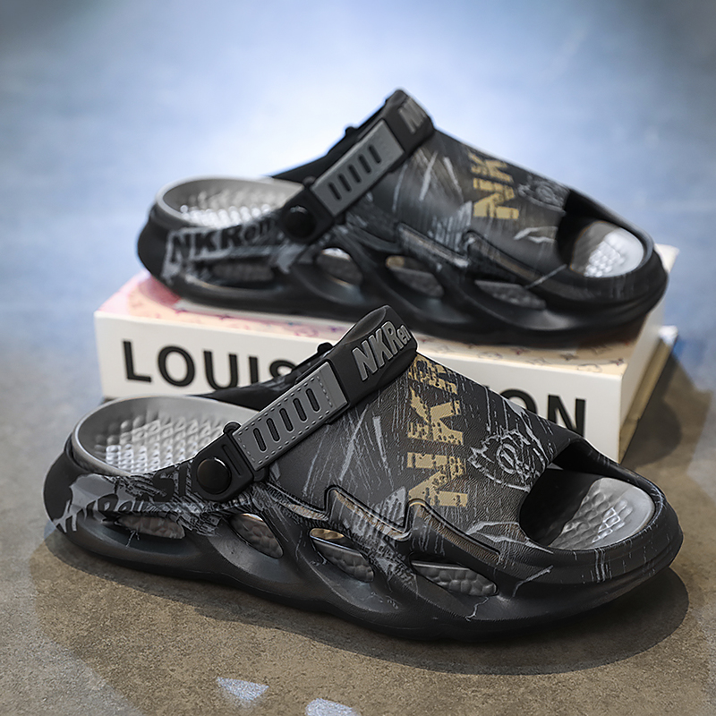Nuevas zapatillas de verano para hombres, suela gruesa, antideslizante, pisando mierda, adolescente, ocio, deportes, conducción, sandalias de playa