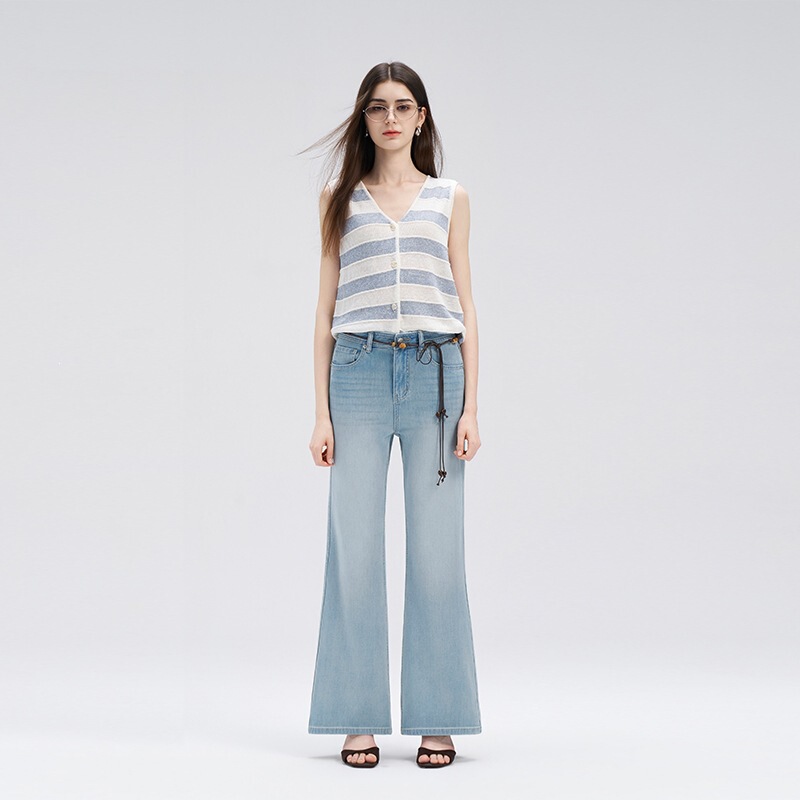Versatile Slim-Fit Straight-Leg Flared Jeans for Women, Summer 2026, Ultra-Thin, Four-Way Stretch, Washed, Mist Blue, Cool and Breathable Versatile Slim-Fit Straight-Leg Flared Jeans for Women, Summer 2026, Ultra-Thin, Four-Way Stretch, Washed, Mist Blue, Cool and Breathable