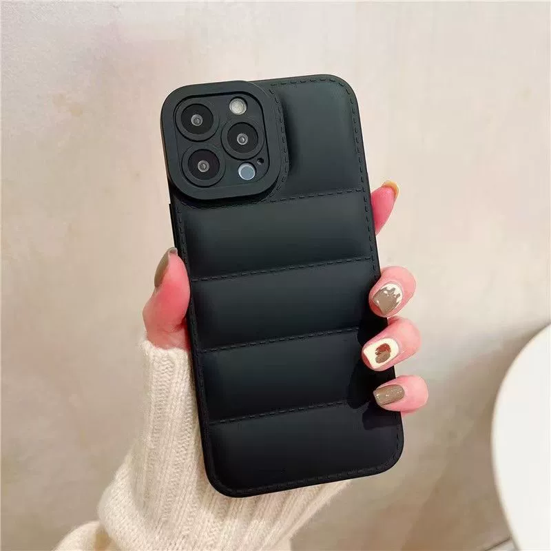 Защитный чехол-подставка для iPhone 16/15 серии в стиле куртки с набивкой - мультицветный ProCamera