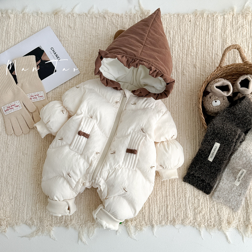 2024 invierno engrosamiento cálido ropa de escalada ropa de salida versión coreana mameluco para bebés de estilo occidental 0-2 años mono para bebés 1