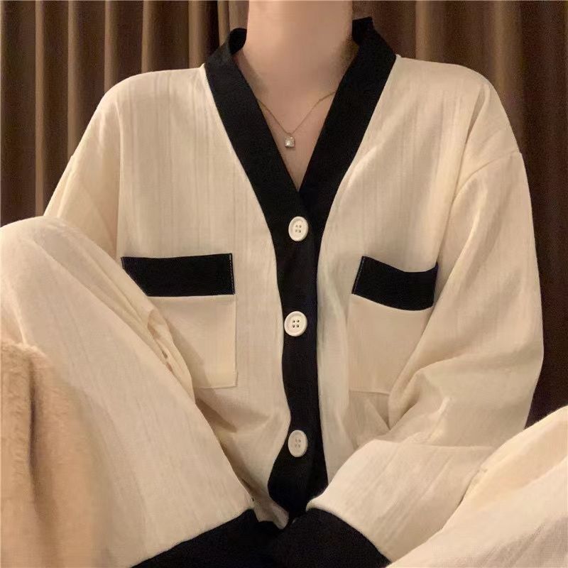 Pijamas coreanos al por mayor transfronterizos pantalones de manga larga primavera y otoño cardigan de cuello en V contra el color del collar dulce conjunto de ropa para el hogar