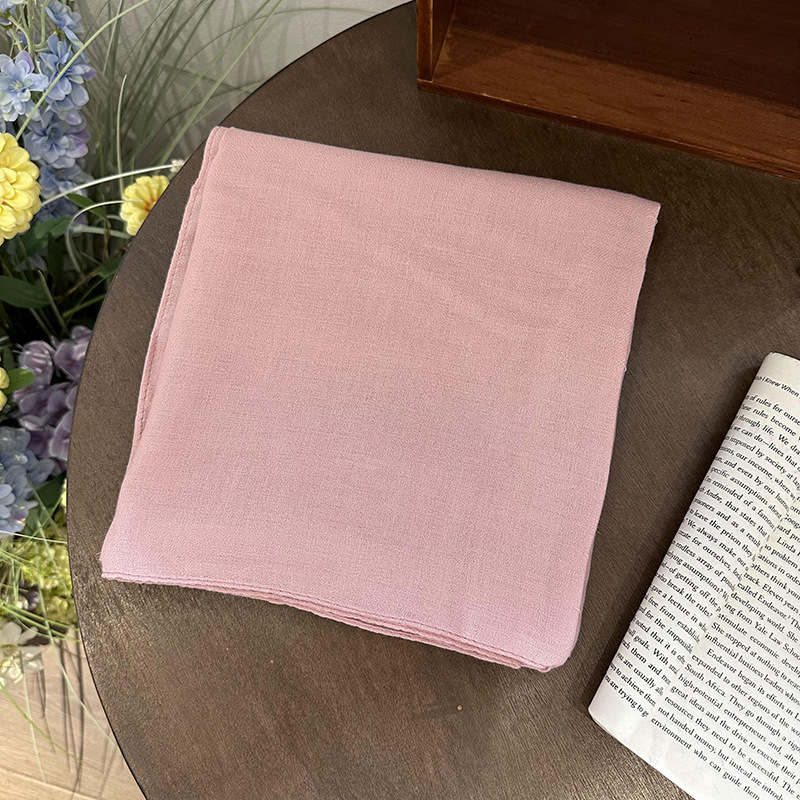 Bufandas de seda cuadrada bufandas de seda de alta calidad bufandas de seda de verano bufandas de seda de cabello bufandas de seda de cabello al por mayor