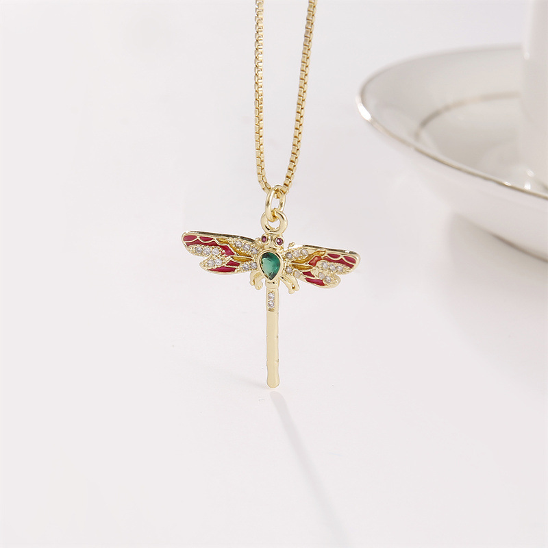 fashion copper gold-plated zircon heart-shaped insect pendant necklace