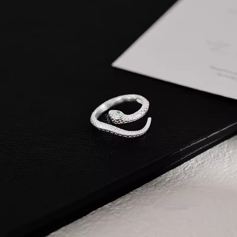 작은 정령뱀 반지