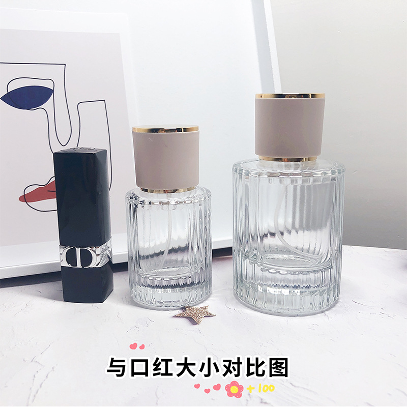 与口红大小对比图.jpg