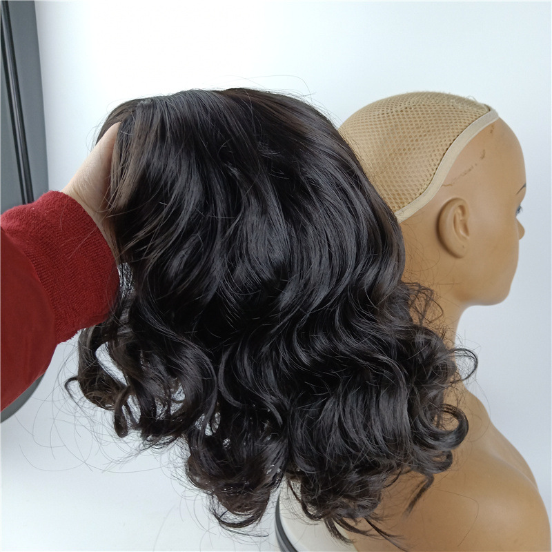 امرأة موضة شارع الحرير عالي الحرارة قسم الجانب شعر مجعد قصير شعر مستعار display picture 4
