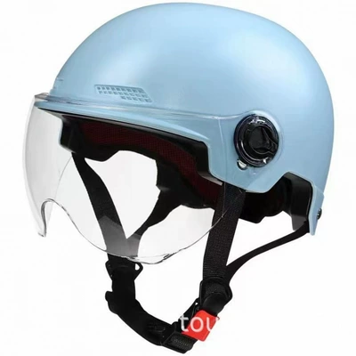 Motosiklet kaskı (dəbilqə), helmet, men's helmet with a