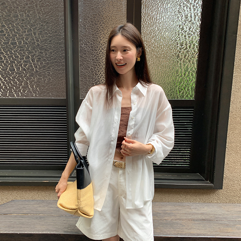 Moxi Women's Korean-Style Lazy Style Slightly Sheer White Shirt with Hollow Lace Trim on the Back, Loose Fit Blouse