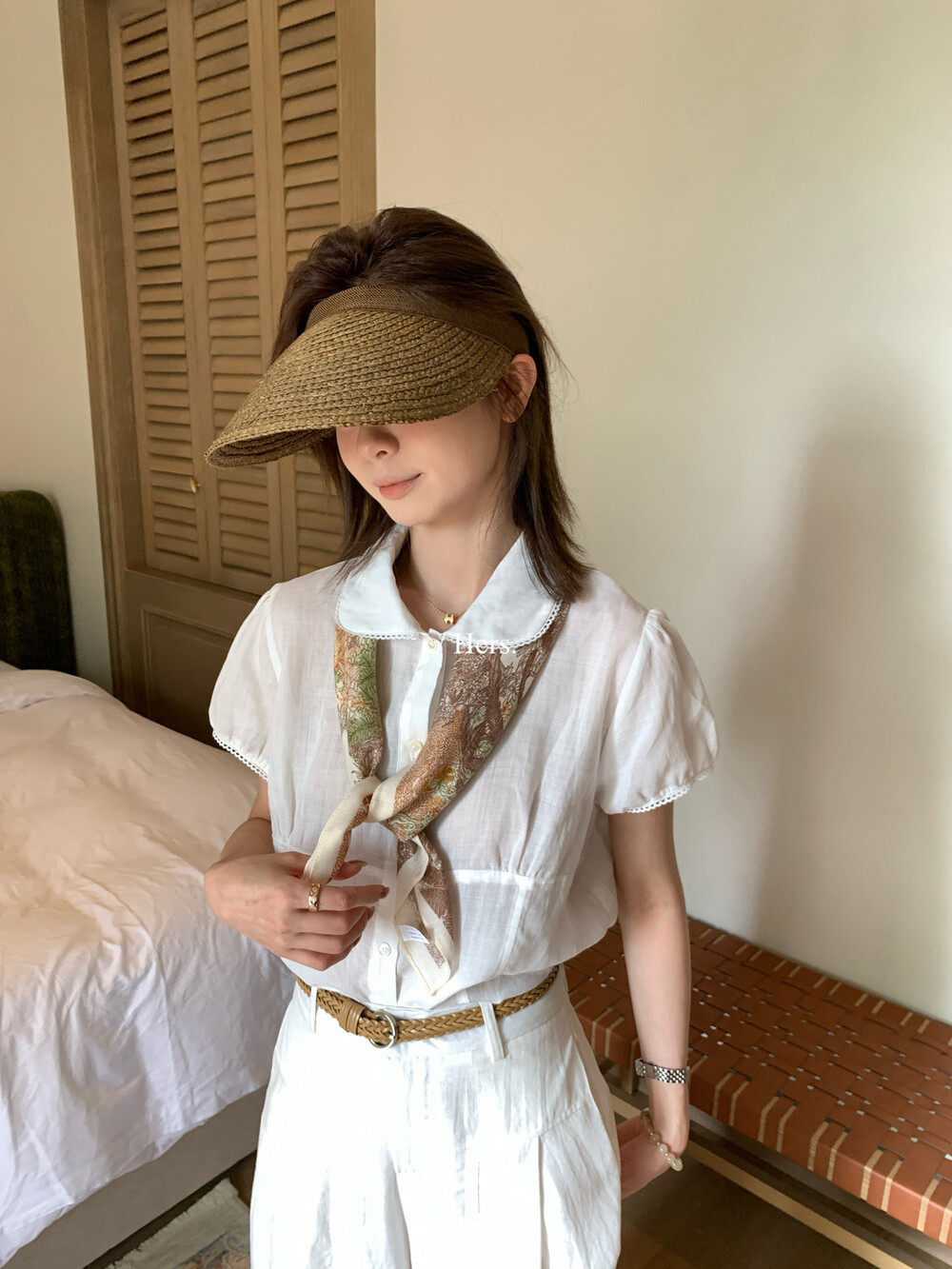 Áo sơ mi nữ tay phồng cổ bèo chất liệu ramie thoáng mát — màu trắng, xanh lá cây, màu mơ chi tiết 5