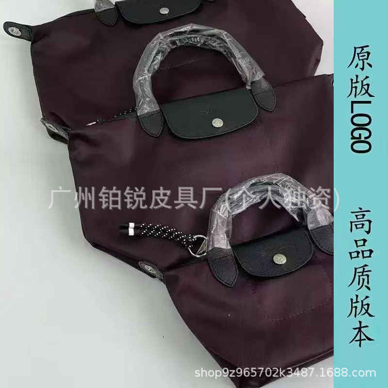 와인색