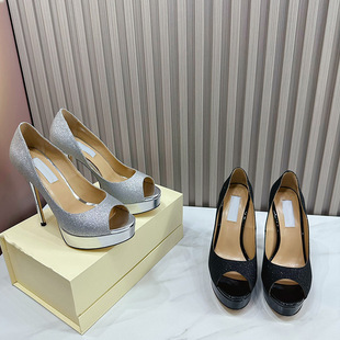 �����sˮ̨������Ը��~��߸�Ь�\�ڼ����W�۶Y���͎͆�ЬŮ