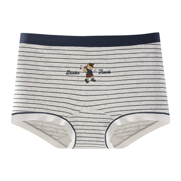 Sporty bear