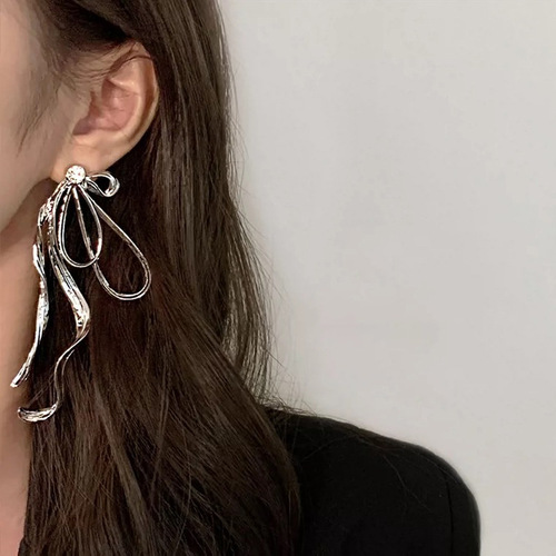 European and American personalized creative multi-layered ribbon metal earrings female Internet celebrity ins niche design temperament earrings earrings trend