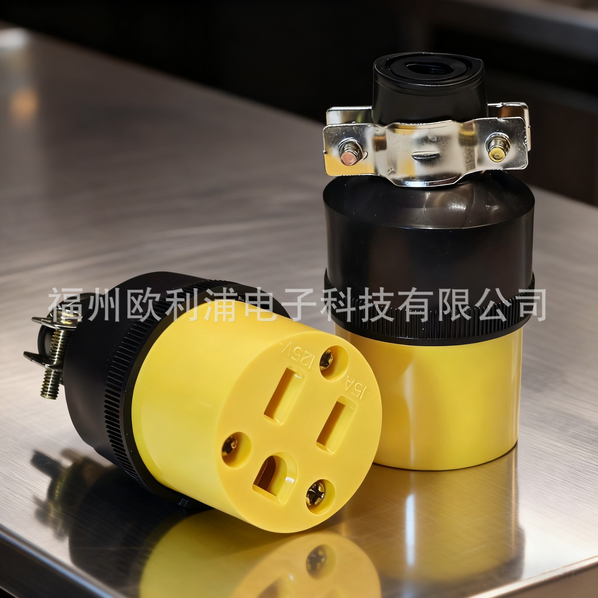 U35-3S美式三脚母插头15A 125V三针自接线装配式防爆工业插头座