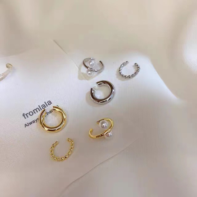 Korean Retro Metal Pearl Ear Bone Clip Set display picture 3