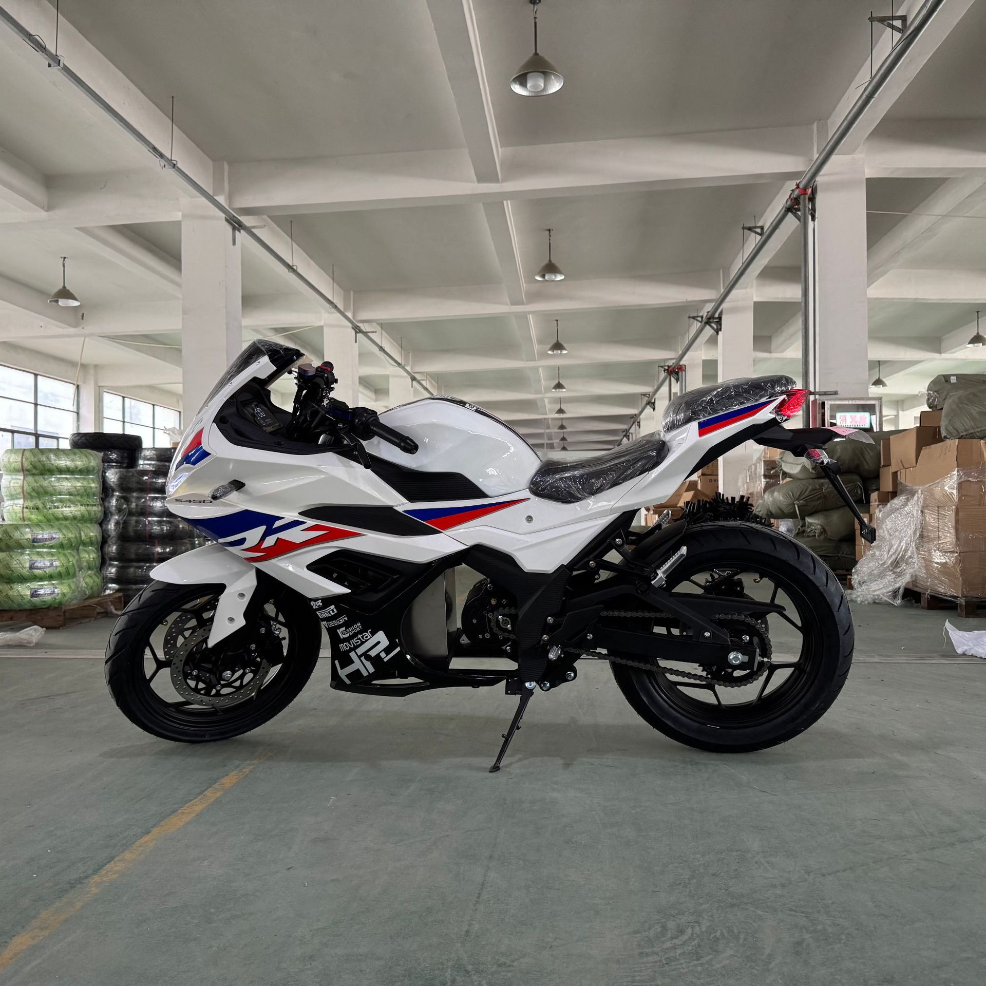 Elektrik motosiklet, yüksək güclü idman tipli model