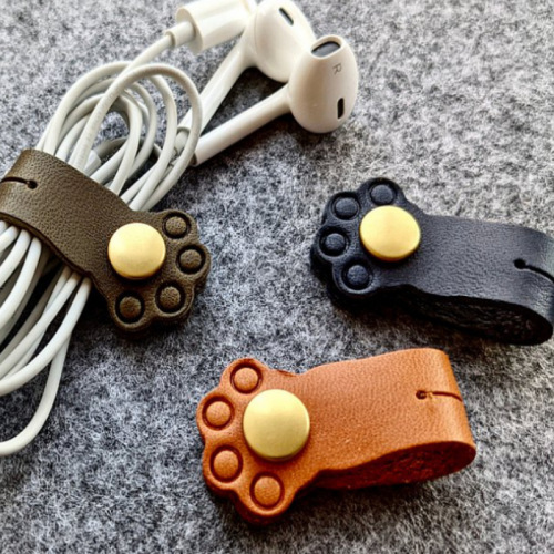Cross-border Cute Cat Claw Style Buckle Cable Winder Headphone Data Cable Organizer Leather Portable Cable Buckle