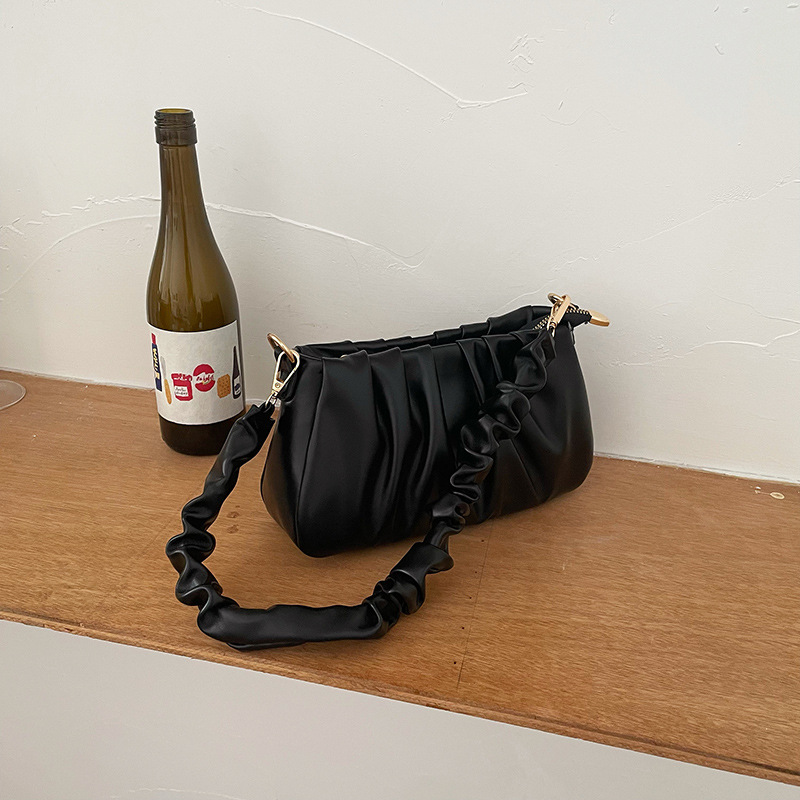 Borsa a tracolla monospalla versatile, di bassa qualità, con tracolla a forma di nuvola bianca plissettata estiva da donna_voghion.com