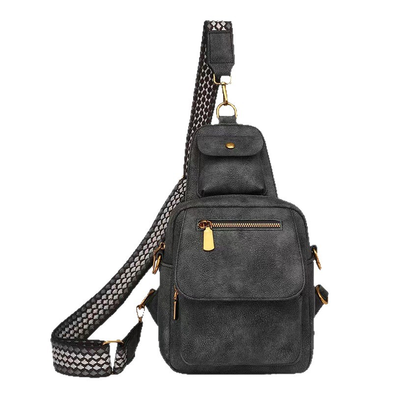 新款时尚软皮胸包女士高档多用斜挎包女士外出小挎包