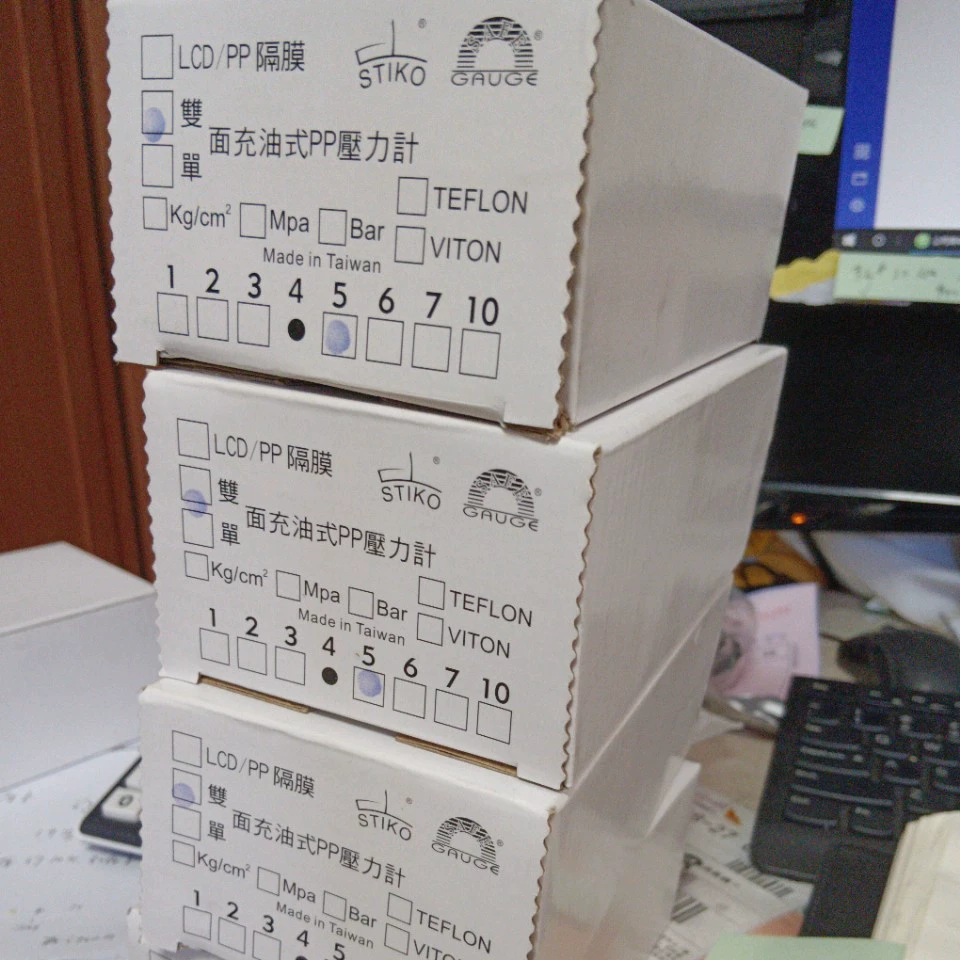Общая обработка радиальной диафрагмы манометр ударопрочный отрицательное давление осевое резьбовое соединение пластиковый корпус из полипропилена