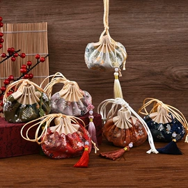 香包/香囊;布艺工艺品;布艺绣品