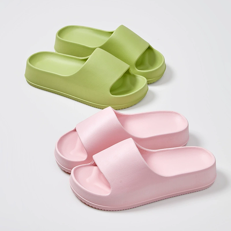 EVA Пара мужчин и женщин летом