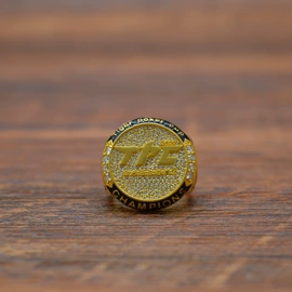 金属工艺品;吊坠;戒指