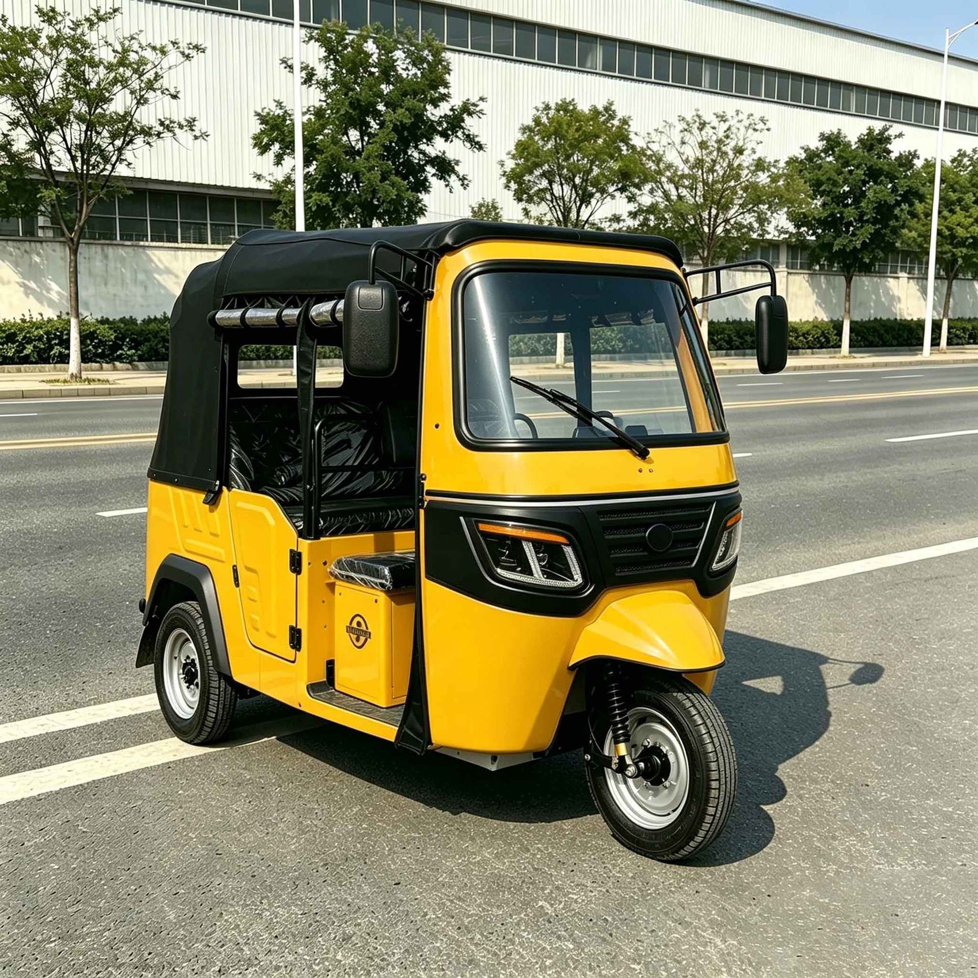 Fuel-Powered Tricycles for Passenger Transport, Export of Tuk-Tuks, Tuktuk, Southeast Asia, India, Passenger Operation, Quality