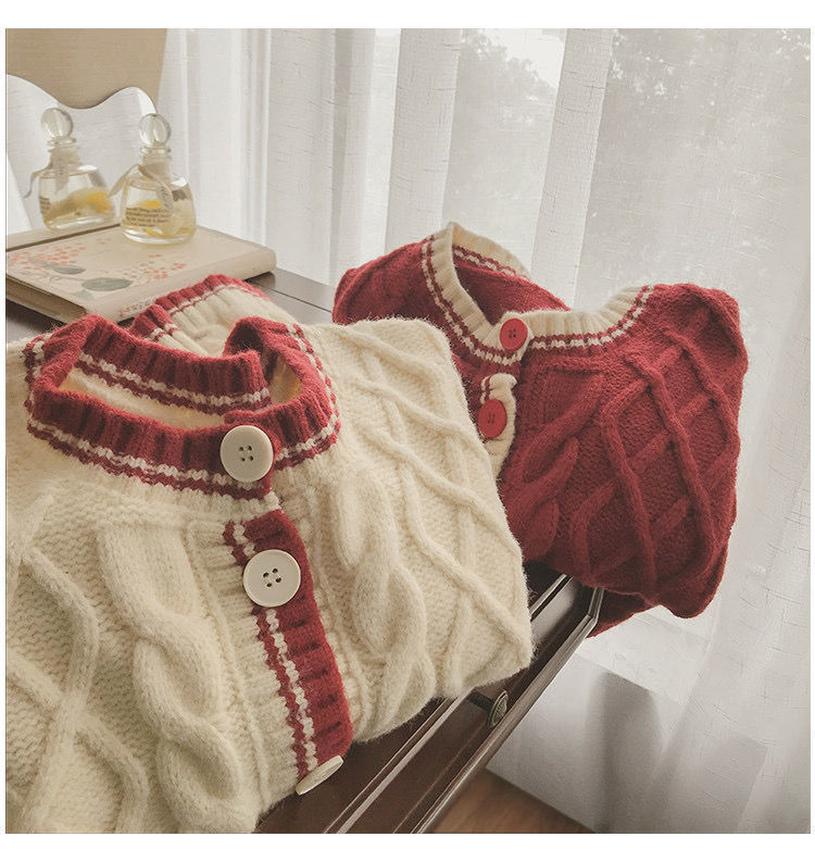 Women's Loose Retro Contrast Color Twist Sweater Coat Image 1