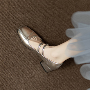 Retro versatile silver Mary Jane shoes women's 2023 spring and autumn chunky heel buckle low-cut mid heel shoes