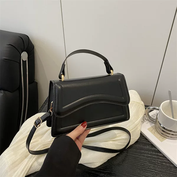 Fashion Niche Design Bags for Women 2025 Summer New Women's Bags Pure Color Casual Handbags Single Shoulder Crossbody Bag Trendy