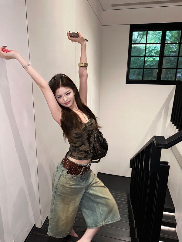 レトロ迷彩リベット U ネックキャミソール女性の夏アメリカンホットガールノースリーブアウターデザインスリムトップ|undefined