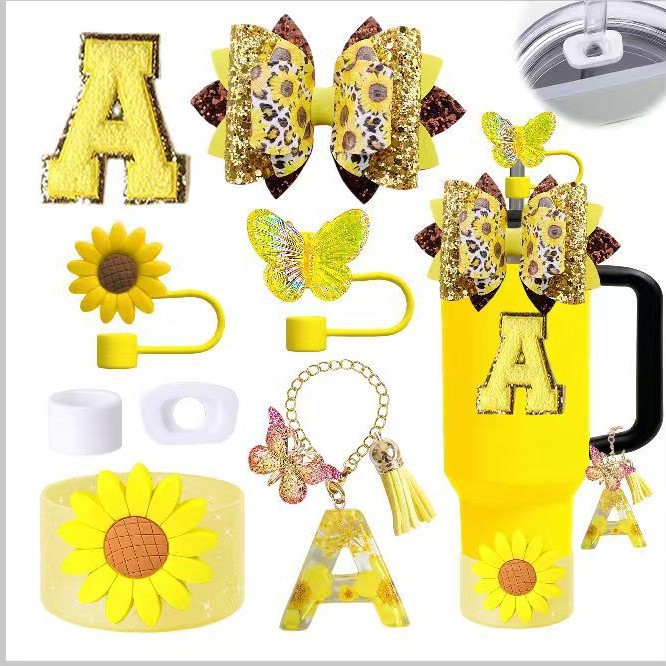Accesorios de taza Stanley colgante de cuerda de mano flor de silicona gorra de paja de peluche colgante de taza cadena de taza de color cubierta de taza