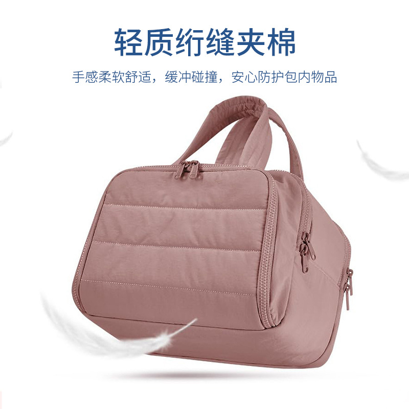 小紅書と同じスタイルのポータブル洗面用具バッグ、軽量でふわふわの化粧ポーチ、軽くて高級感のある仕切り付き収納トラベルハンドバッグ