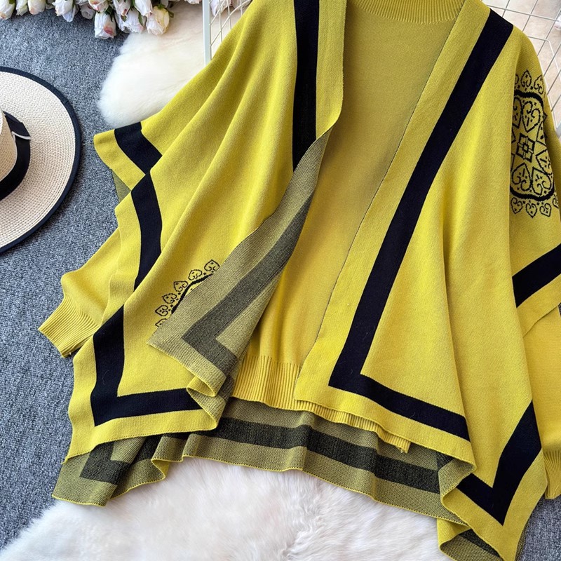 Damenbekleidung Damenmode Anzugdesign farblich passender langärmeliger Strickjackenpullover vielseitiger dreiteiliger Anzug mit hoher Taille und weiten Beinen_voghion.com