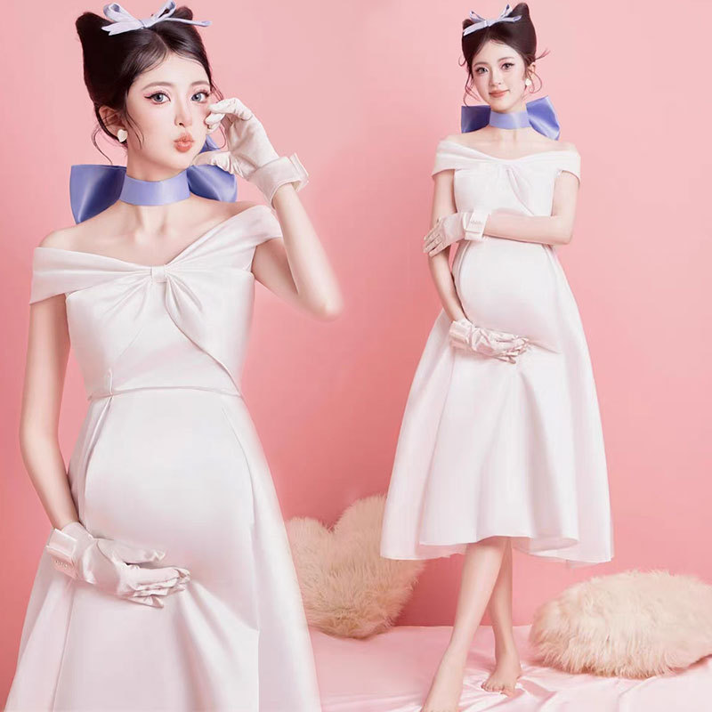 撮影のテーマの妊婦の新しい中国式の写真撮影の服装の妊娠するマミーの大きい腹は水墨画の風格を照らして長いスカートを撮影します。