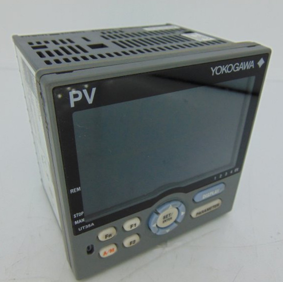 In-Stock Japan Yokogawa Temperature Controller Ut55A-001-11-00 Brand New Original Digital Thermostat