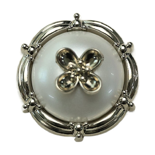 [Yisen] Xiaoxiang socialite style four-leaf clover metal black and white buttons suit leather coat jacket clothing buttons