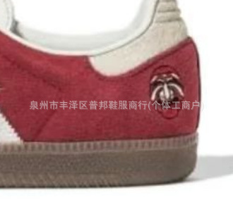 刺绣红