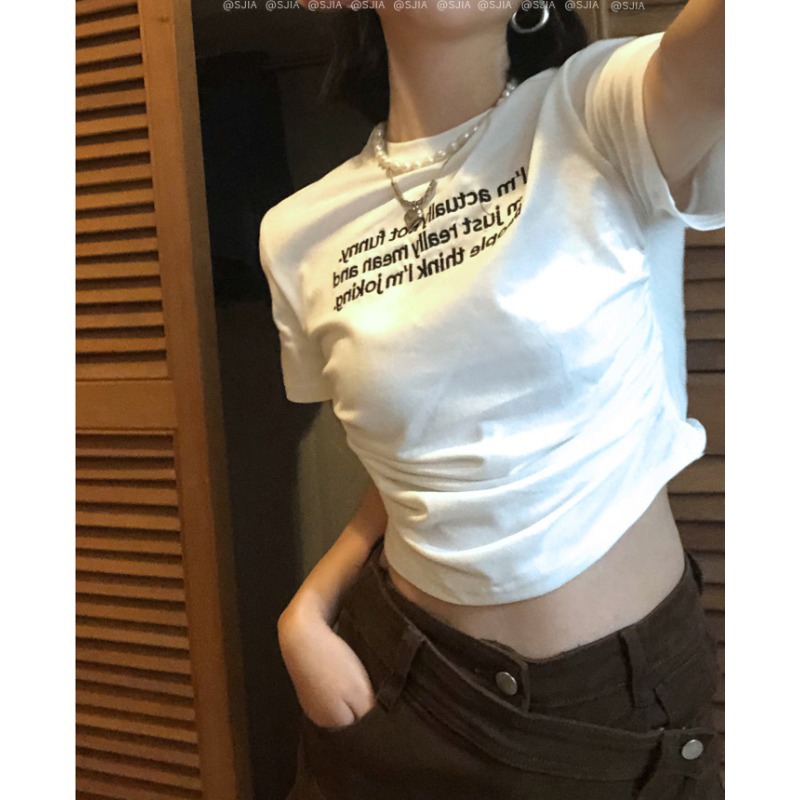 甜辣妹美式正肩短款短袖T恤女夏季2023新款小众设计感修身bm上衣