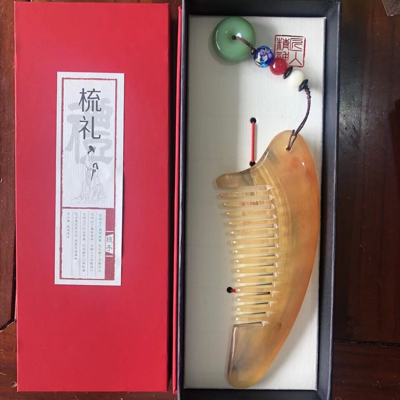黄牛角天然牛角櫛は大きな羊の三角櫛14センチの頭部経絡マッサージ櫛羊角を厚くした|undefined
