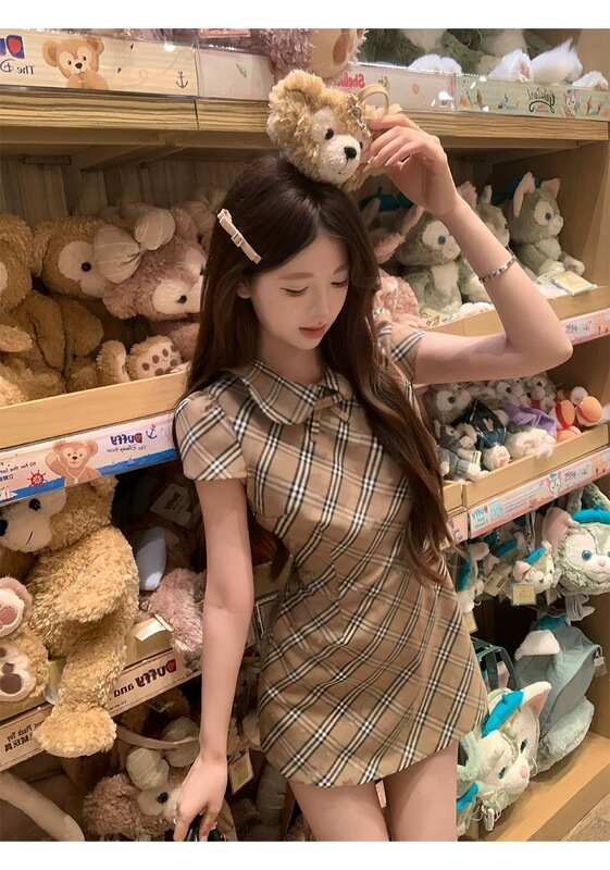Second-hand girls' dress with a waist-cinching design, doll collar, plaid pattern, sweet and elegant style, slimming and super stylish women's clothing
