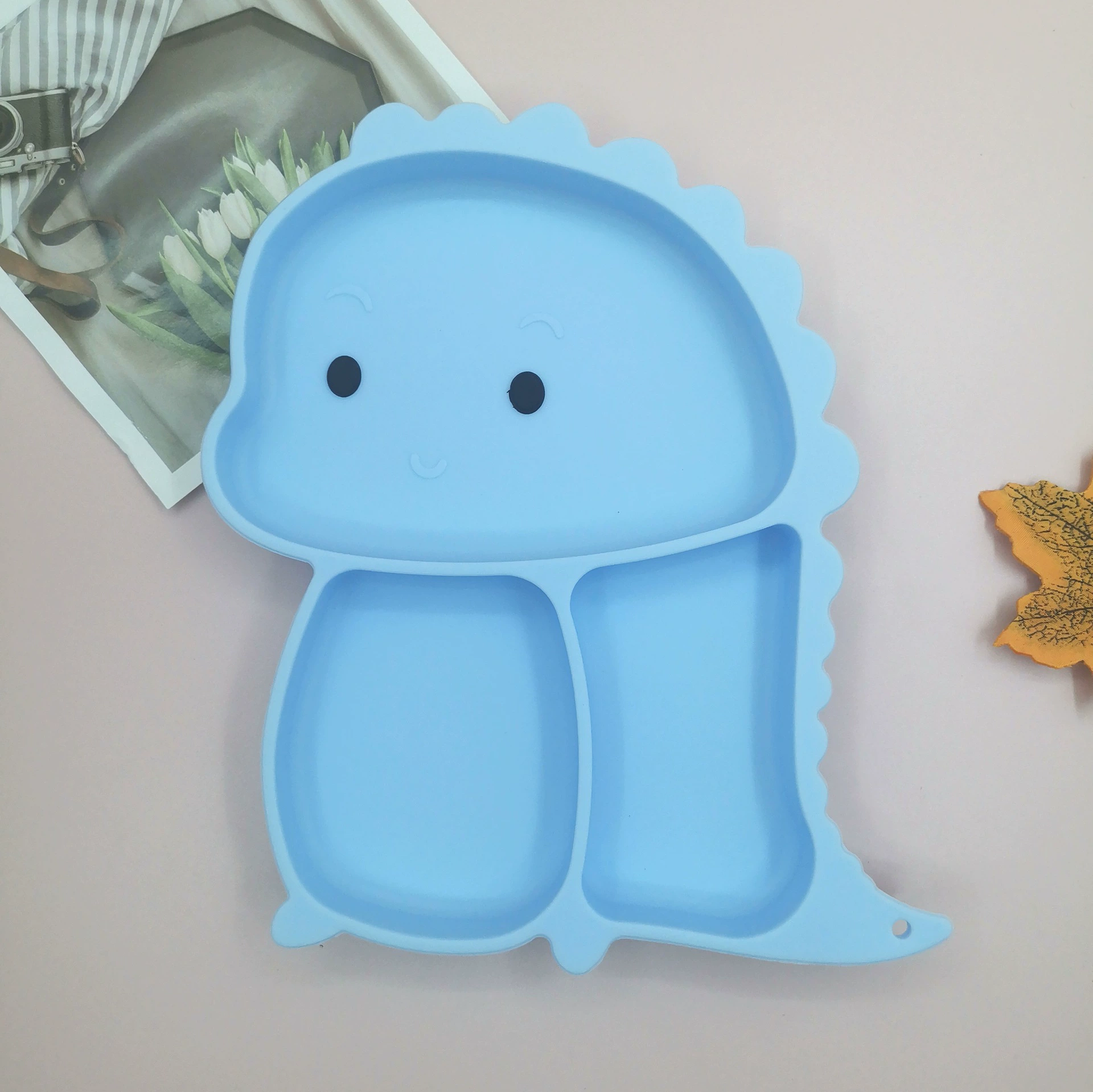Детская тарелка с изображением динозавра, силиконовая, набор столовых приборов с героями мультфильмов