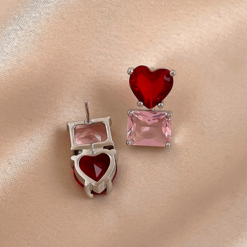 Fashion cute rhinestone square heart copper earrings female